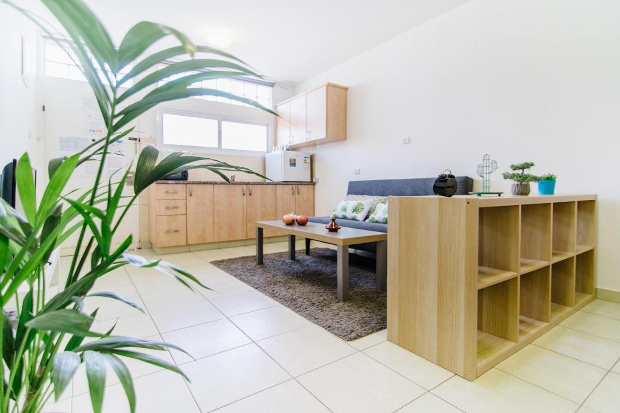 Carmel Market Apartments - By Comfort Zone Tlv Тел Авив Екстериор снимка